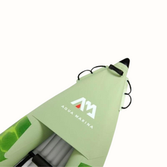 O Caiaque Betta-412 da AQUA MARINA para 2 pessoas. Estes caiaques são ideais para viagens fáceis de fim de semana ou para passear nos lagos e rios perto de uma casa de campo. Compre já!