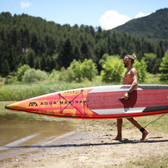 A prancha RACE é resistente, rápida e deslizante para que consiga percorrer várias distâncias rapidamente.