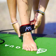 A Trela de Segurança para Pranchas de Remo da AQUA MARINA é fabricada com material de alta resistência, esta trela é projetada para durar, mesmo em ambientes adversos.