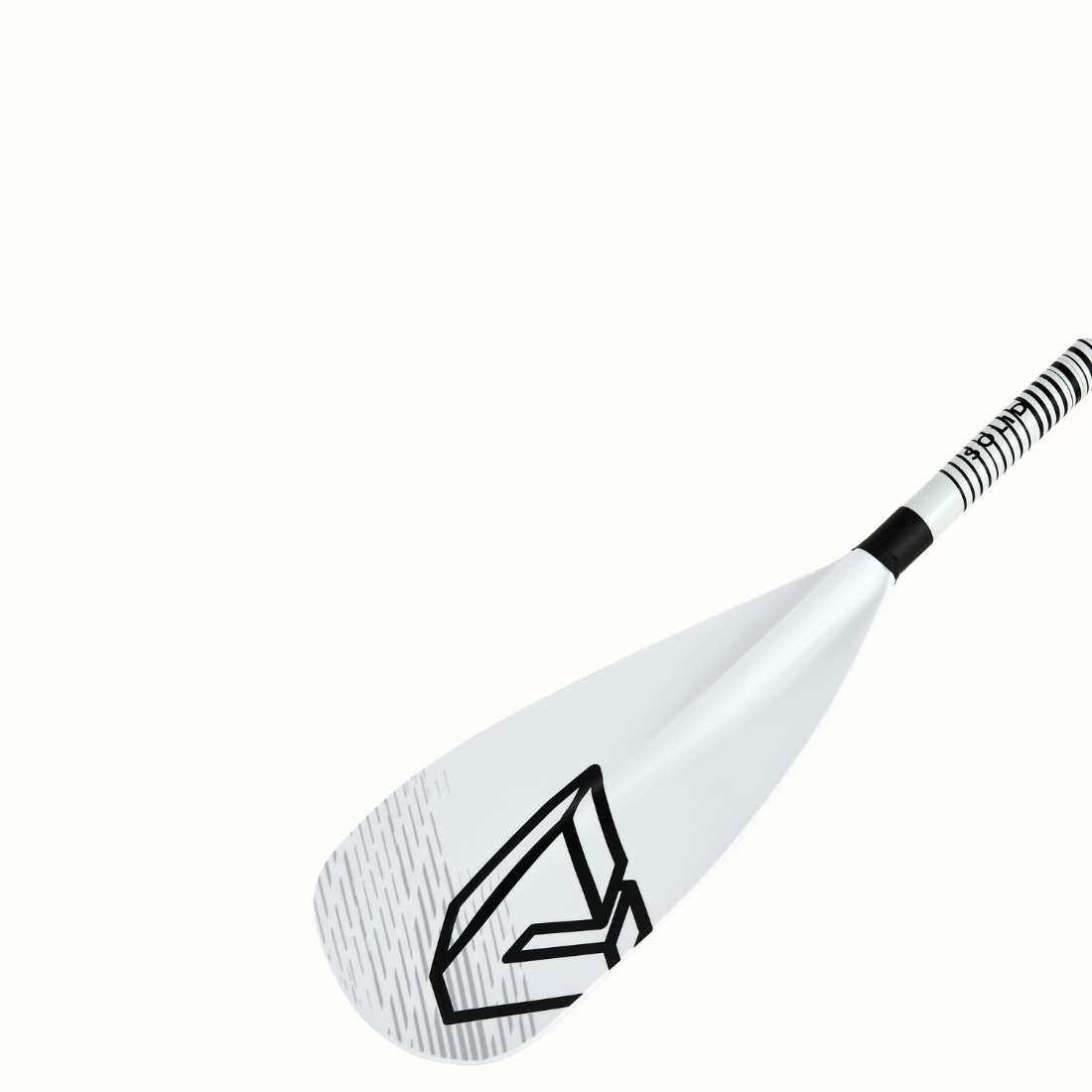 Desfrute de desempenho e conforto excecionais com o Remo Ajustável Solid de Fibra de Vidro para SUP da AQUAMARINA. Leve e fácil de manusear.