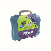 Prepare-se para uma viagem cheia de cor e diversão com o Kit de Carimbos do Stitch! Fabricado com os melhores materiais