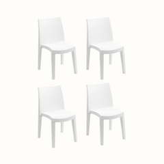 Conjunto de 4 cadeiras IPAE PROGARDEN em plástico, de cor branca, com encosto e assento com acabamento trançado. Sobre fundo branco.