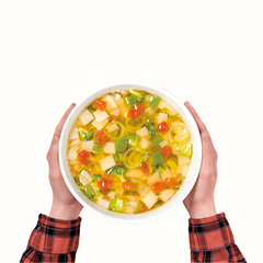 Sopa Camponesa Vegan: Preparado de vegetais desidratados. Recria a famosa sopa italiana Minestrone. Preparação rápida.