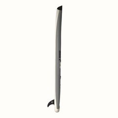 A prancha Drift é perfeita para amantes de pesca. Desfrute de horas de pesca com conforto com1 tapete de tração completo 2 suportes de cana de pesca. 