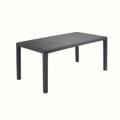 Mesa retangular IPAE PROGARDEN em plástico, de cor cinzenta, com ranhuras e acabamento trançado e 4 pés de suporte. Sobre fundo branco. 