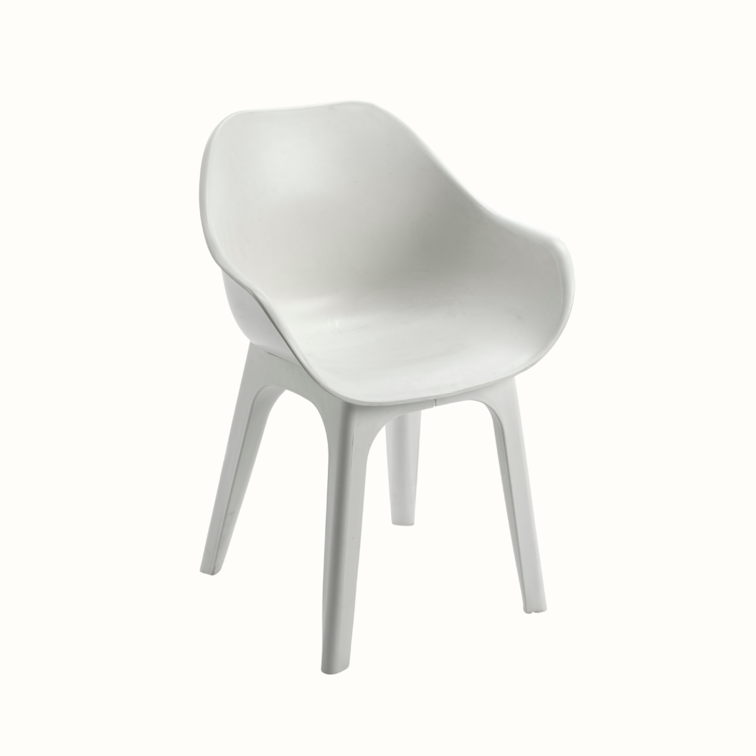 Cadeira IPAE PROGARDEN, em plástico resistente, com design ergonómico, de cor branca, sobre fundo branco. 