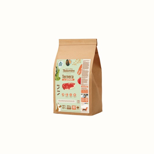Pienso seco para perros Naturextra Charolais y Salmón: natural, muy digestible e ideal para todas las razas y edades